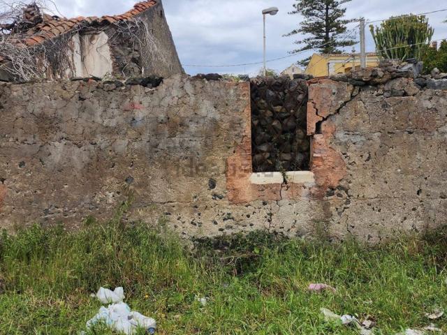 Terreno in vendita a Mascalucia, Sicilia