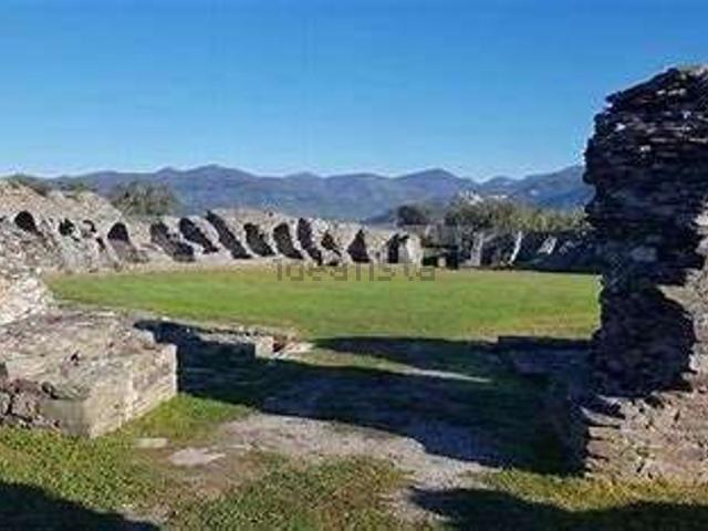 Terreno in vendita a Dogana, Luni
