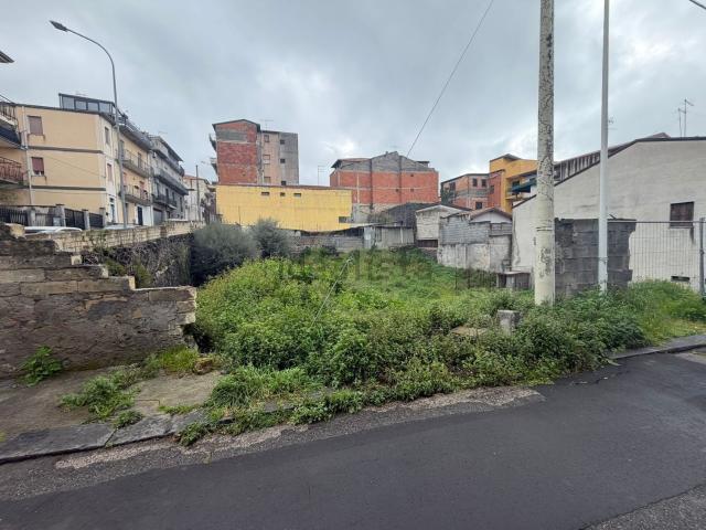 Terreno in vendita a Belpasso, Catania