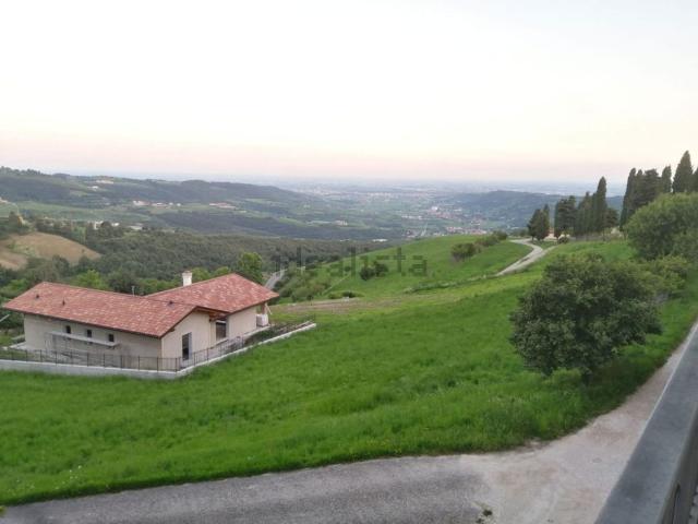 Terreno in vendita a Grezzana, Veneto