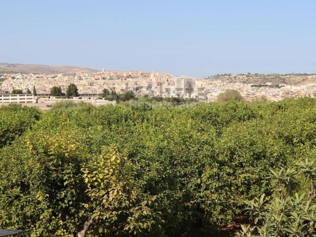 Terreno in vendita a Noto, Sicilia