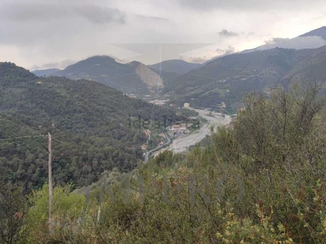 Terreno in vendita a Verrandi, Ventimiglia