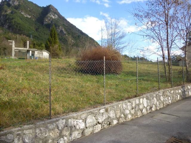 Terreno in vendita a Amaro, Friuli-Venezia Giulia