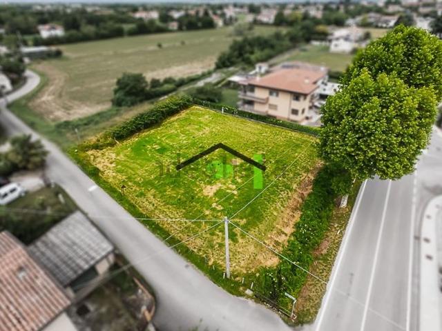 Terreno in vendita a Spilimbergo, Friuli-Venezia Giulia