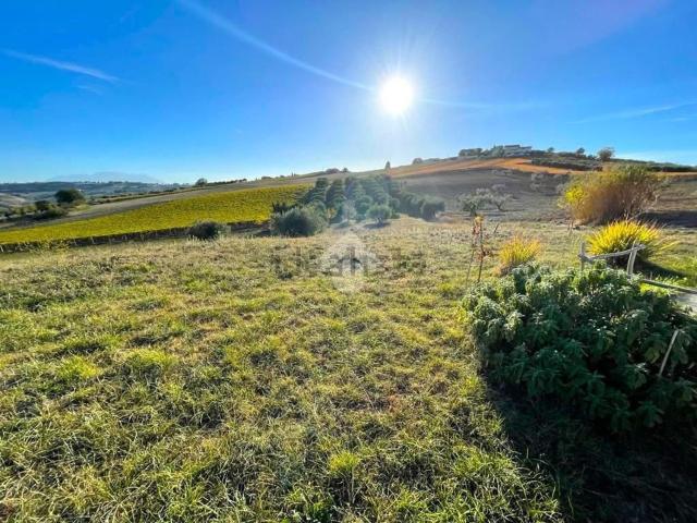 Terreno in vendita a Città Sant'angelo, Abruzzo