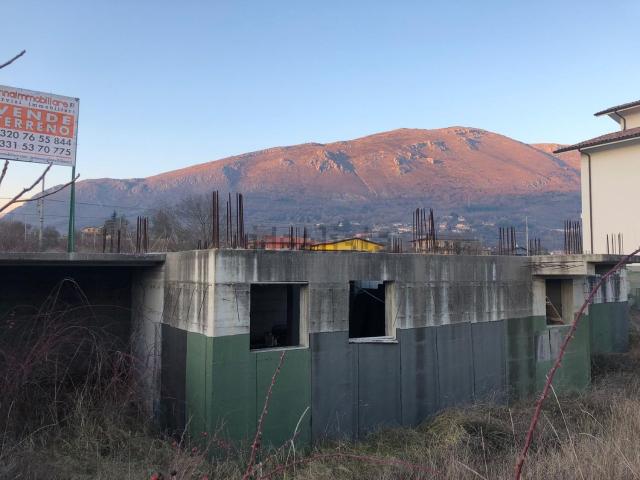 Terreno in vendita a San Pelino, Avezzano