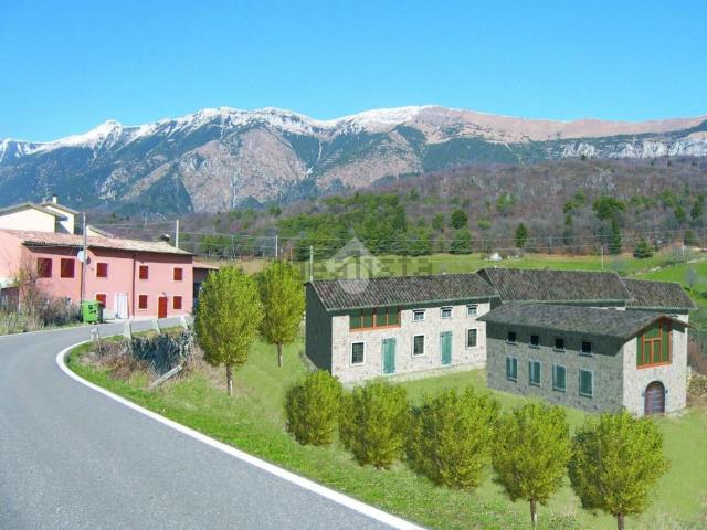 Terreno in vendita a Brentino Belluno, Veneto