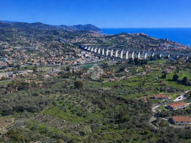Terreno in vendita a Poggi Inferiore, Imperia