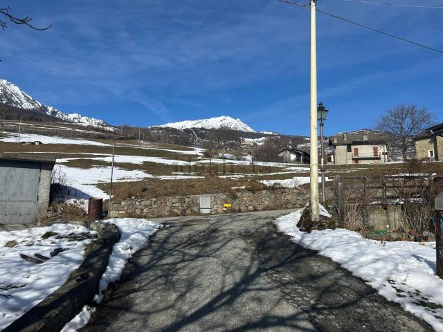 Terreno in vendita a Torgnon, Aosta