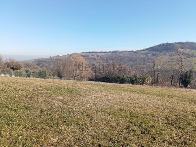 Terreno in vendita a Nibbiano, Reggio Emilia