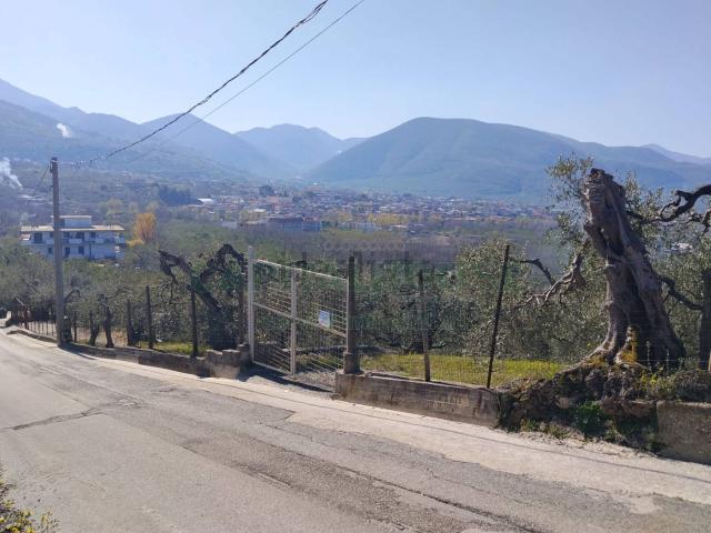 Terreno in vendita a Sirignano, Campania