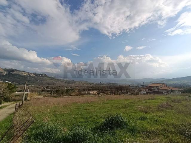 Terreno in vendita a Alanno, Abruzzo