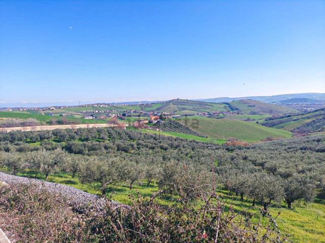 Terreno in vendita a Sant'eusanio Del Sangro, Abruzzo