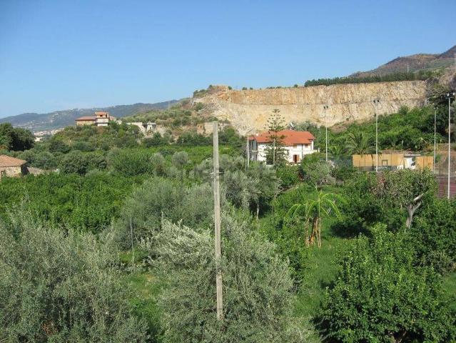 Terreno in vendita a Torrenova, Sicilia