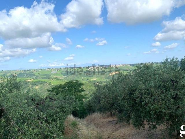 Terreno in vendita a Sant'Amato, Lanciano