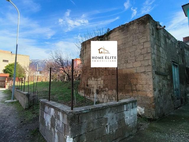 Terreno in vendita a Sperone, Campania