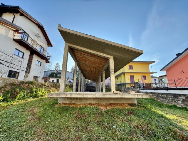 Terreno in vendita a Poggio Picenze, Abruzzo