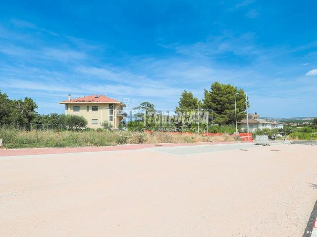 Terreno in vendita a Cella, Misano Adriatico