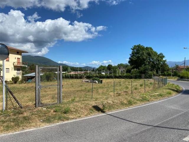 Terreno in vendita a Contigliano, Lazio