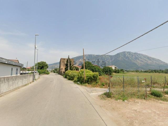 Terreno in vendita a Airola, Campania