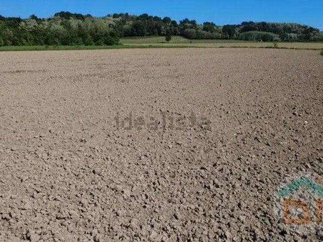 Terreno in vendita a Mossa, Friuli-Venezia Giulia