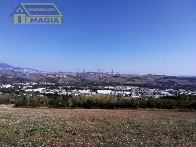 Terreno in vendita a Brecciarolo, Marche