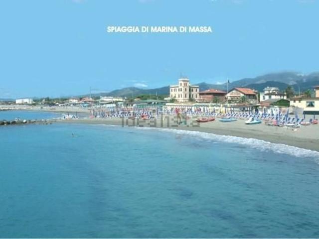 Terreno in vendita a Marina Di Massa, Toscana