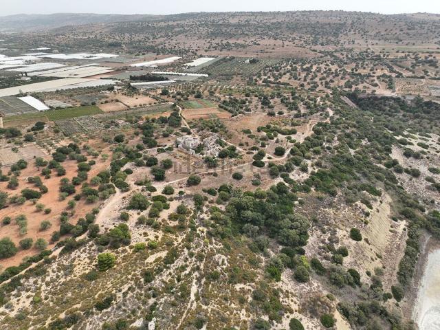Terreno in vendita a Comiso, Sicilia