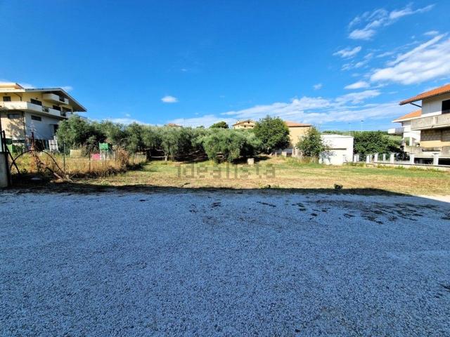 Terreno in vendita a Silvi, Abruzzo