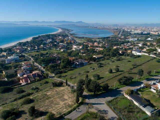 Terreno in vendita a Mràxini Arrùbiu/Margine Rosso, Quartu Sant'elena