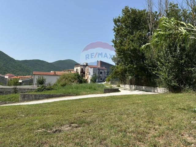 Terreno in vendita a Colli A Volturno, Molise
