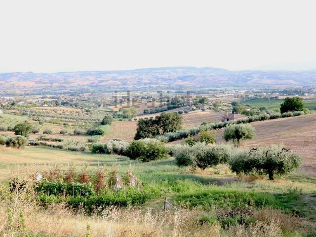 Terreno in vendita a Montepagano, Roseto degli Abruzzi