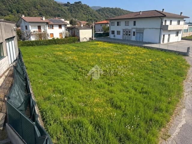 Terreno in vendita a Marsan, Marostica