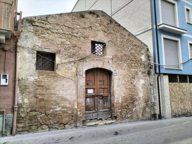 Terreno in vendita a Ortona, Abruzzo