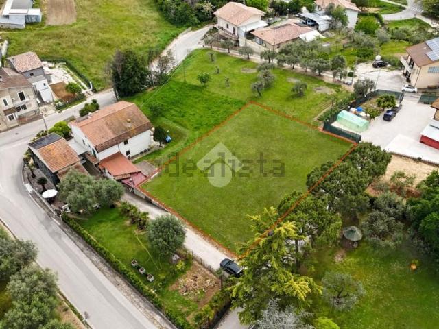 Terreno in vendita a Unione dei Comuni della Val Vibrata, Corropoli