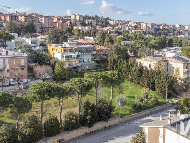 Terreno in vendita a San Francesco, Macerata