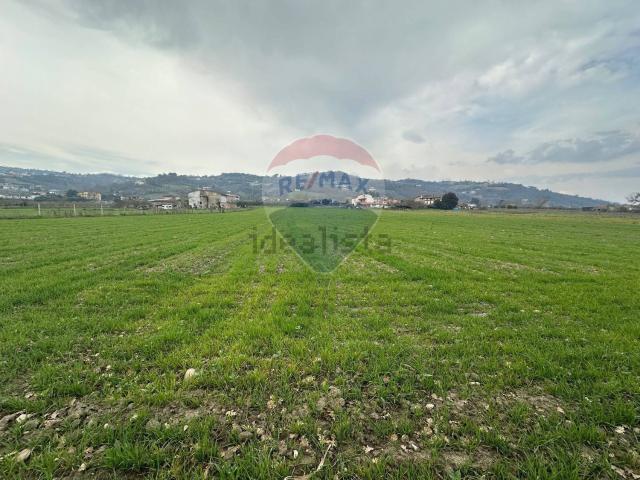Terreno in vendita a San Leucio Del Sannio, Campania