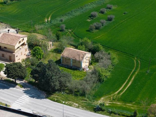 Terreno in vendita a Marche, Ancona