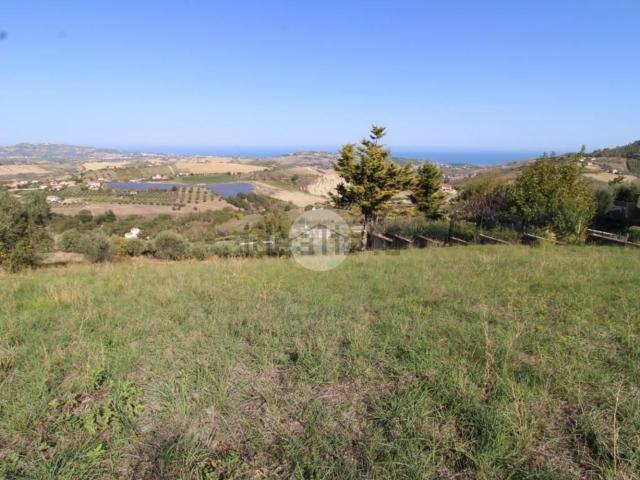 Terreno in vendita a Atri, Abruzzo