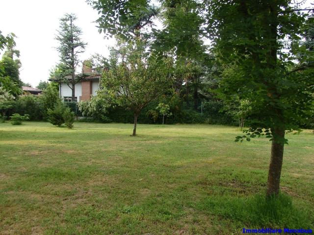 Terreno in vendita a Unione di comuni Terre di Castelli, Castelnuovo Rangone