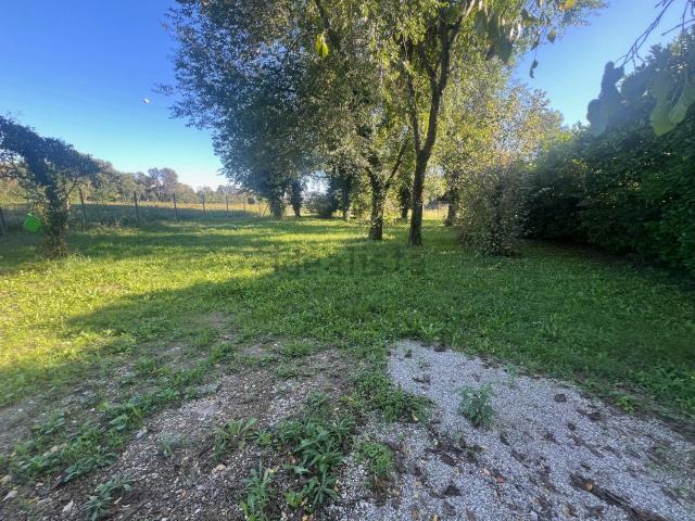 Terreno in vendita a Turriaco, Friuli-Venezia Giulia