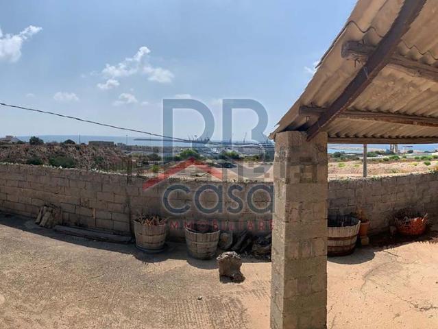 Terreno in vendita a Pozzallo, Sicilia