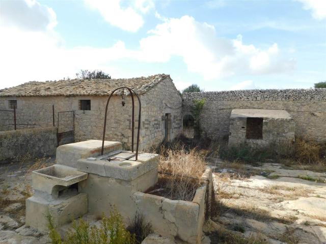 Terreno in vendita a Tresauro, Ragusa