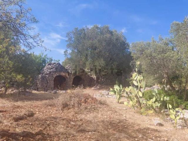 Terreno in vendita a Villa Castelli, Brindisi