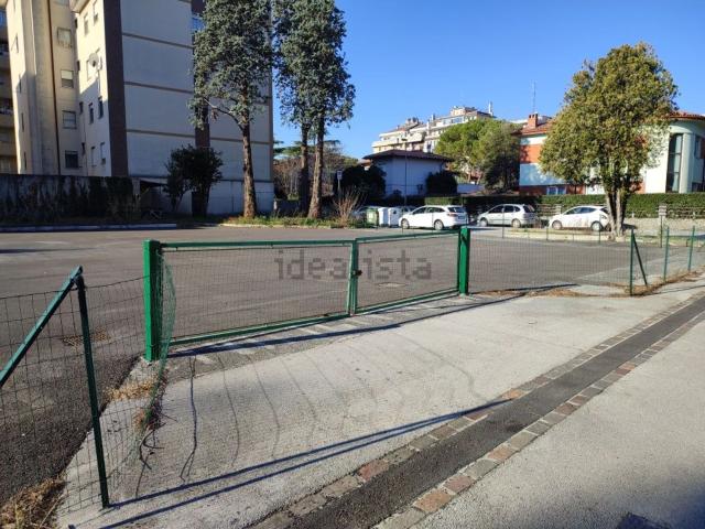 Terreno in vendita a Monfalcone, Friuli-Venezia Giulia