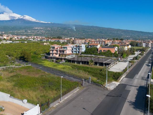 Terreno in vendita a Riposto, Sicilia
