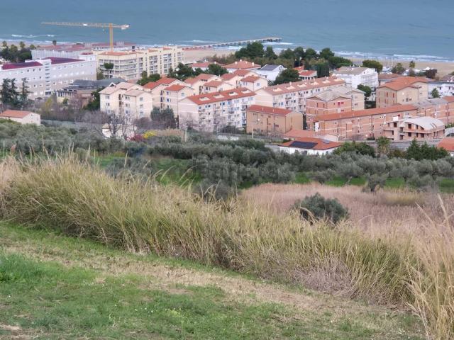 Terreno in vendita a Montevecchio, Vasto
