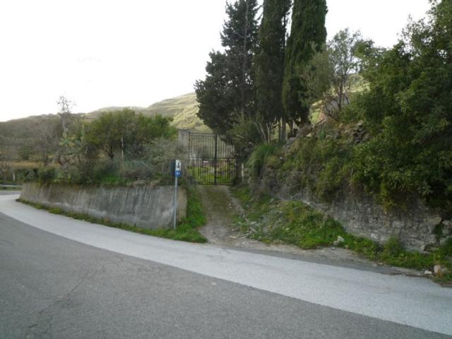 Terreno in vendita a Barcellona Pozzo Di Gotto, Sicilia
