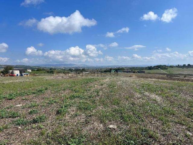 Terreno in vendita a Benevento, Campania