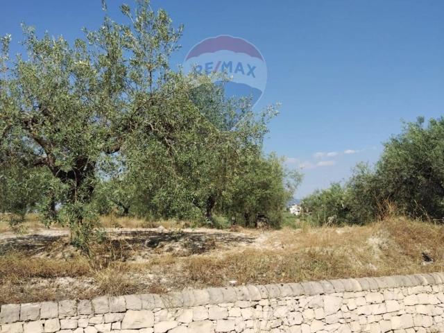 Terreno in vendita a Mazzarrone, Catania